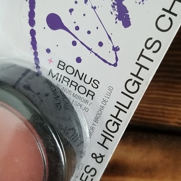 L.A. Colors Blusher & Deluxe Brush - Picture 7 of 8